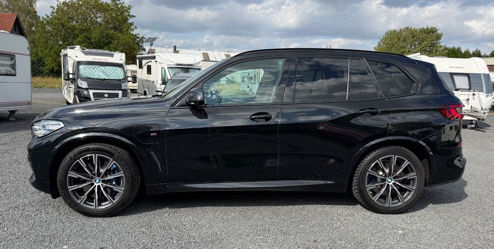 BMW X5 xDrive 45 e M Sport Laser Pano Luft Voll imagem 2
