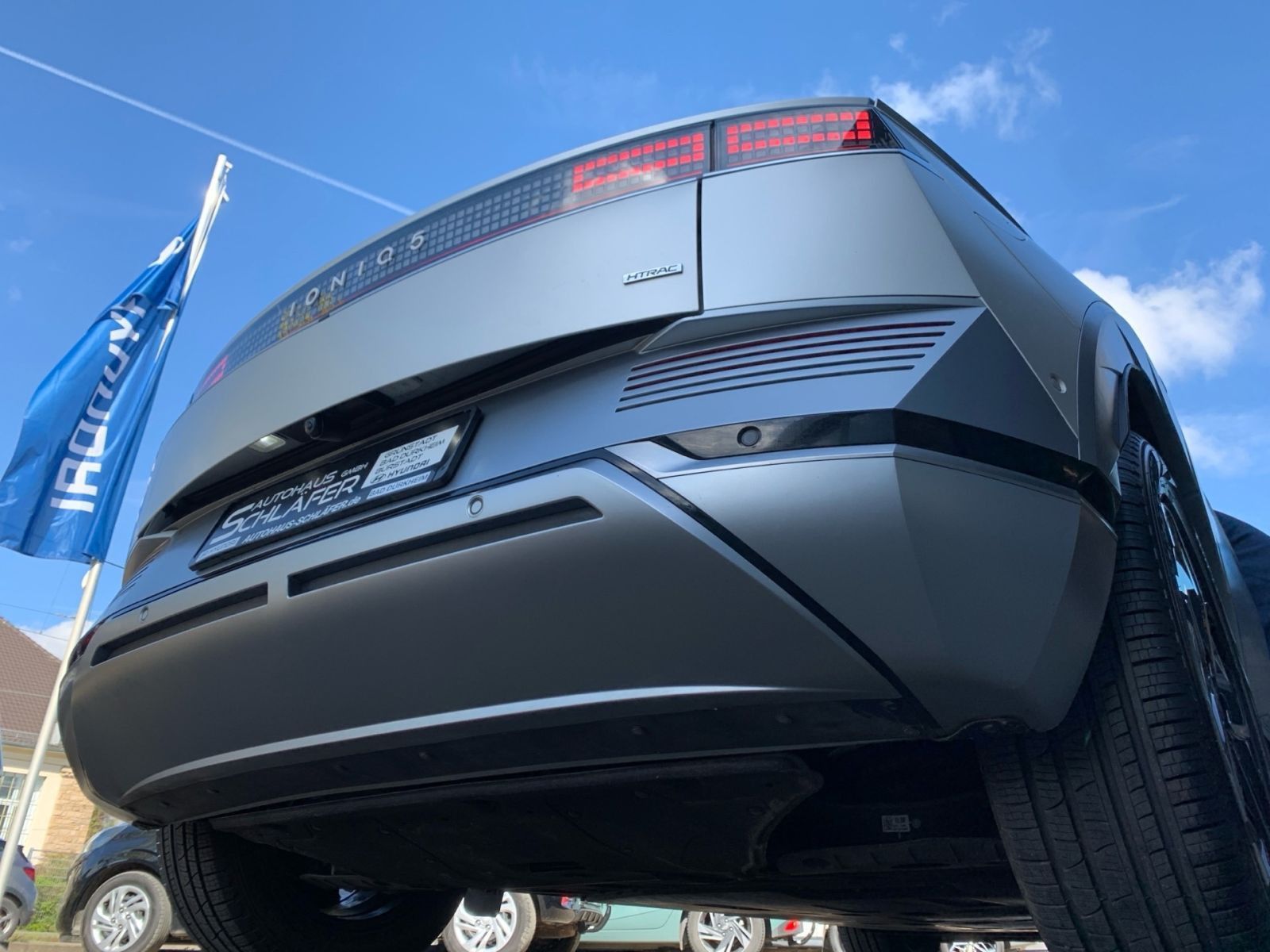 Fahrzeugabbildung Hyundai IONIQ 5 Uniq 4WD 72,6 kWh 1Hd