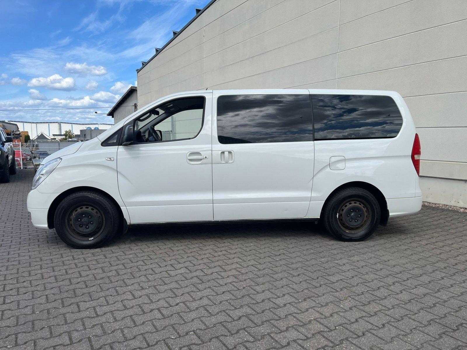 Hyundai H-1 2.5 CRDI Travel | 8-Sitzer | Klima |