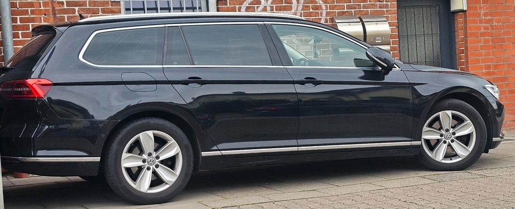 Image of Volkswagen Passat Variant