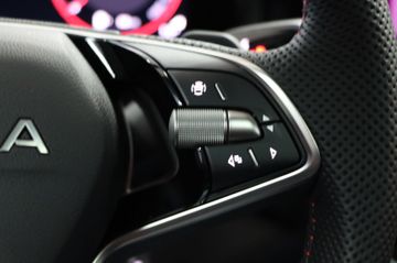 Fahrzeugverkauf 16 Skoda Kodiaq 2.0 TSI 195 kW 4x4 RS Pano AHK StHz