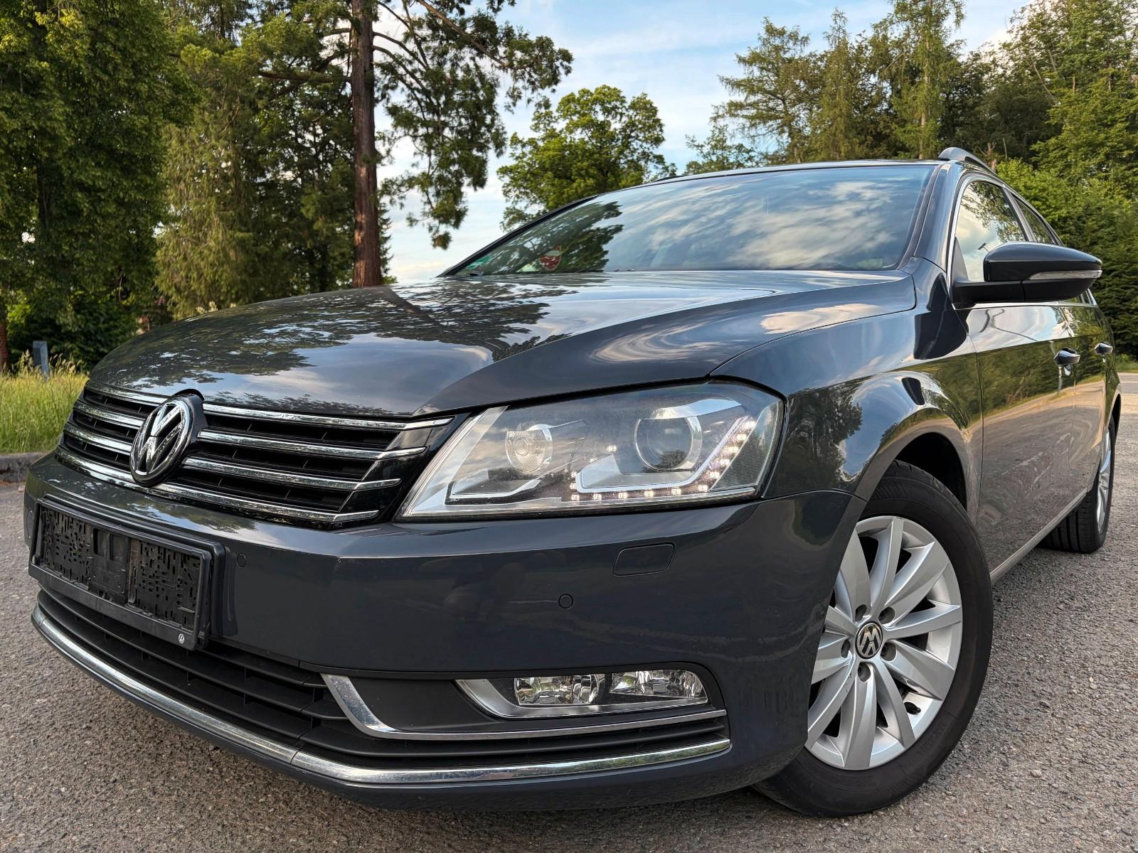 Volkswagen Passat 2.0TDI Comfortline Navi SHZ LED Xenon AHK