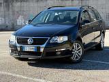 Volkswagen Passat 2.0 TDI DPF Highline EURO 5b - Volkswagen Passat: Kombi, 2.5