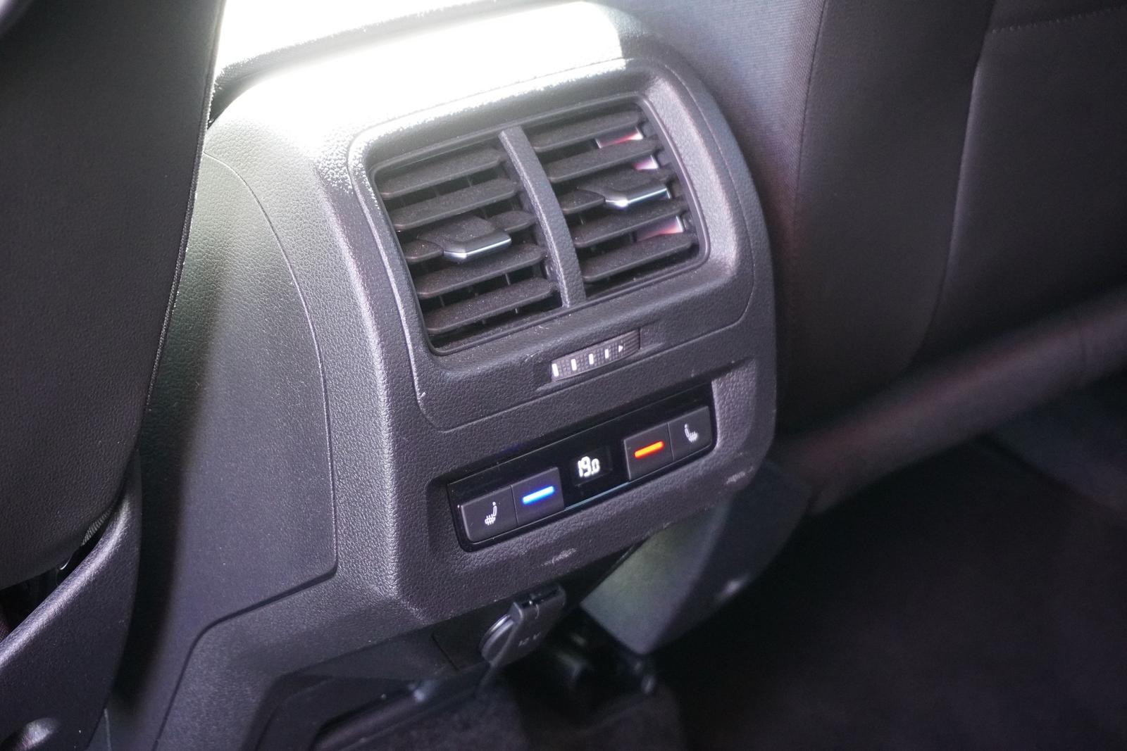 Volkswagen Touran 1.5 TSI DSG Highline LED Navi Kamera ACC, миниатюра 16