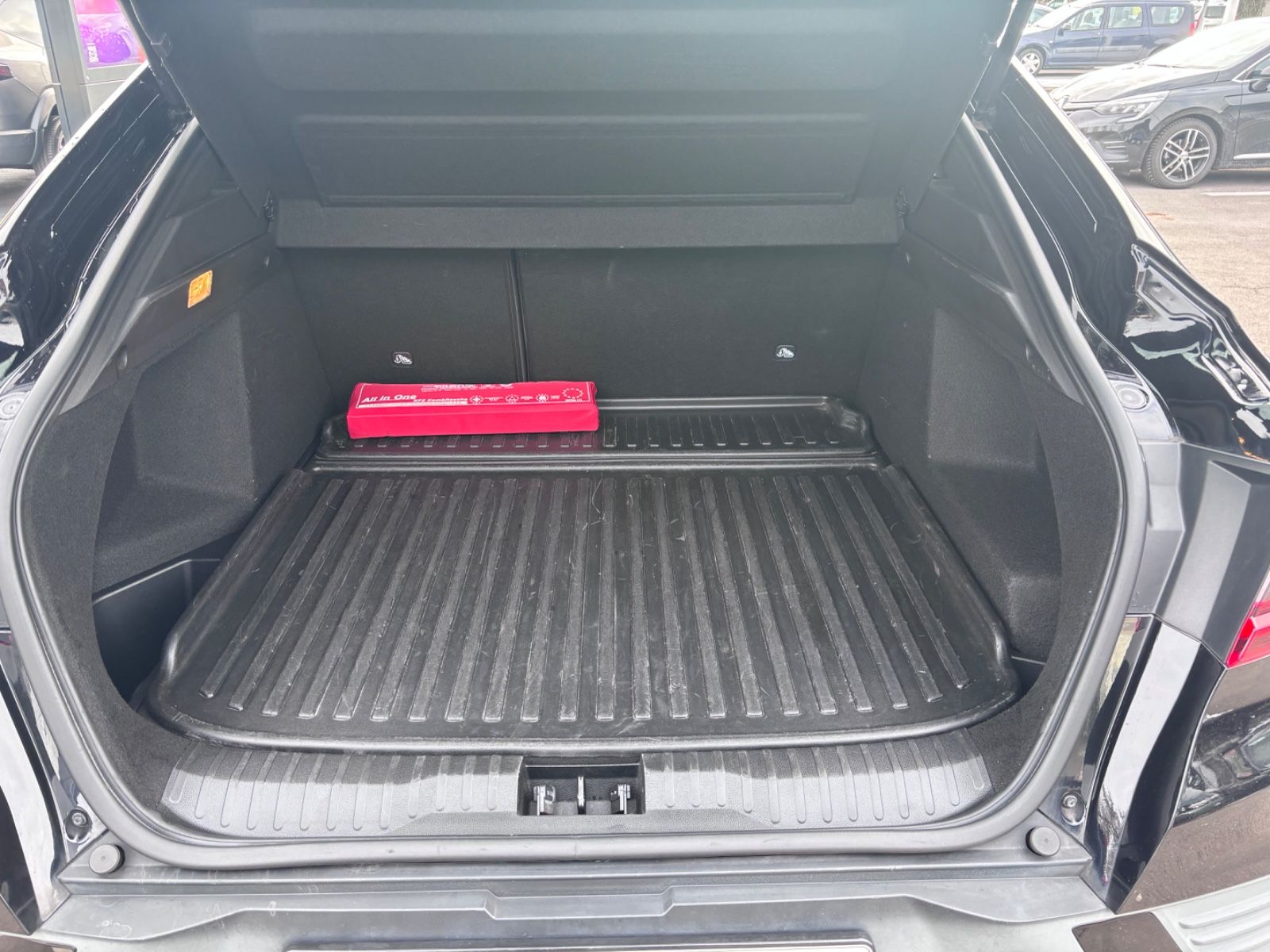 Fahrzeugabbildung Renault Arkana R.S. Line AUTOMATIK