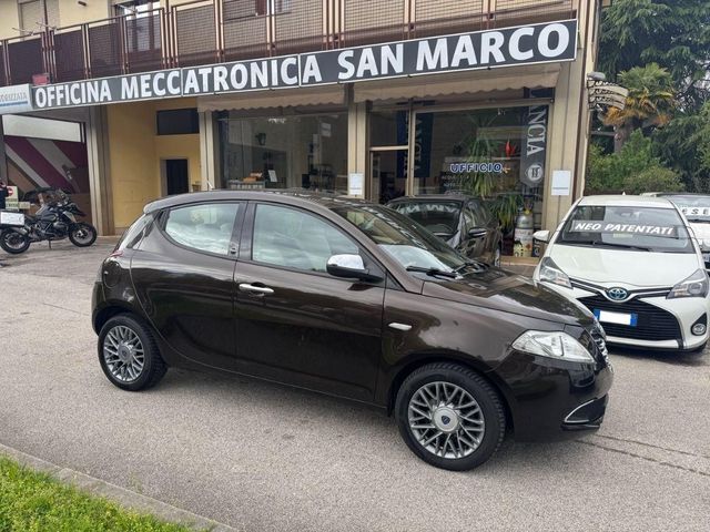 Lancia LANCIA - Ypsilon - 1.2 69 CV 5 porte GPL Ecochic