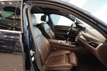 BMW 740 - 12