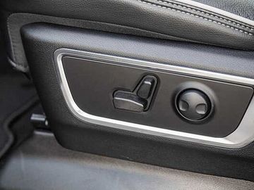 Dodge RAM - 8