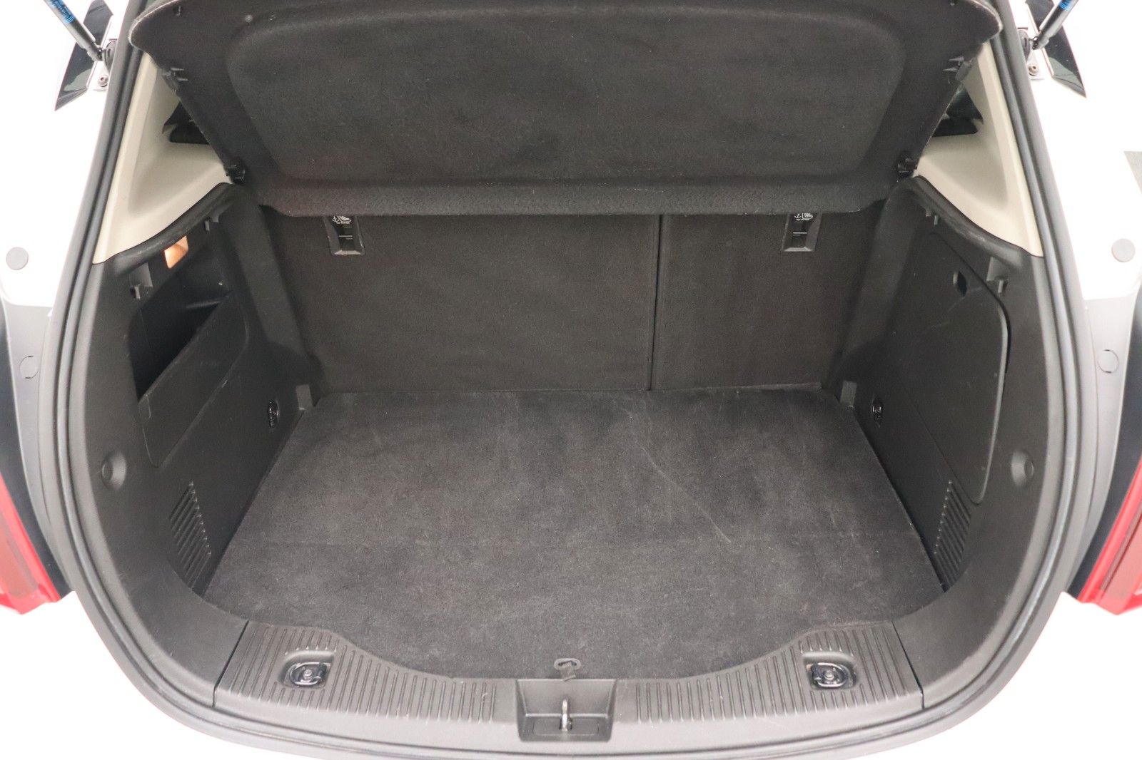 Fahrzeugabbildung Opel Mokka X 1.4 120 Jahre Start/Stop