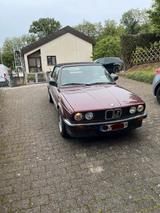 BMW Oldtimer BMW E30 320i - BMW 320 aus 1989: 320i