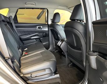 KIA Sorento - 9