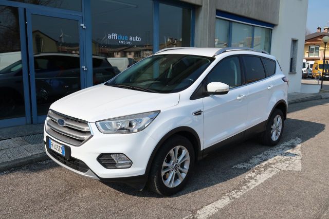 Ford Kuga 1.5 TDCI 120 CV Powershift Titanium