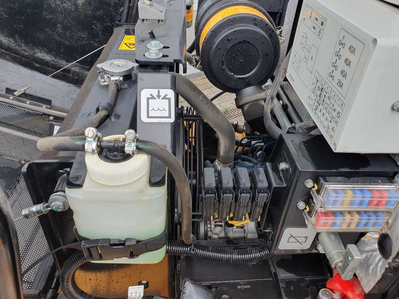 Fahrzeugabbildung JCB 403 / Schaufel + Gabel / nur 248h!