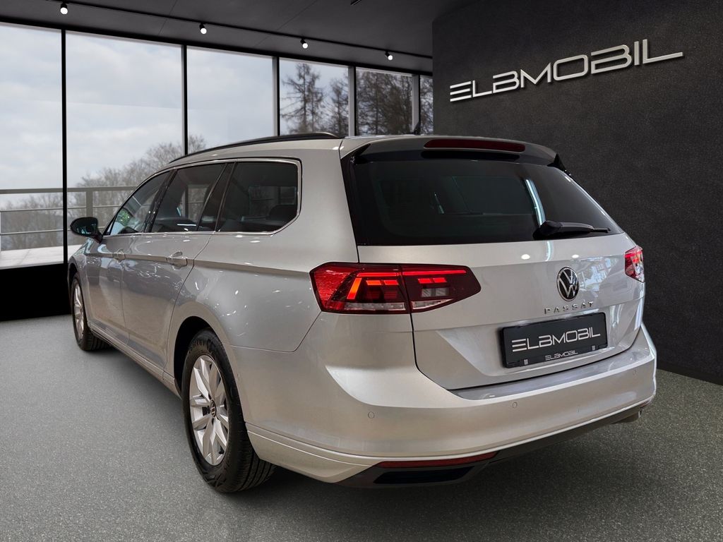 VW Passat Variant - Bild 4