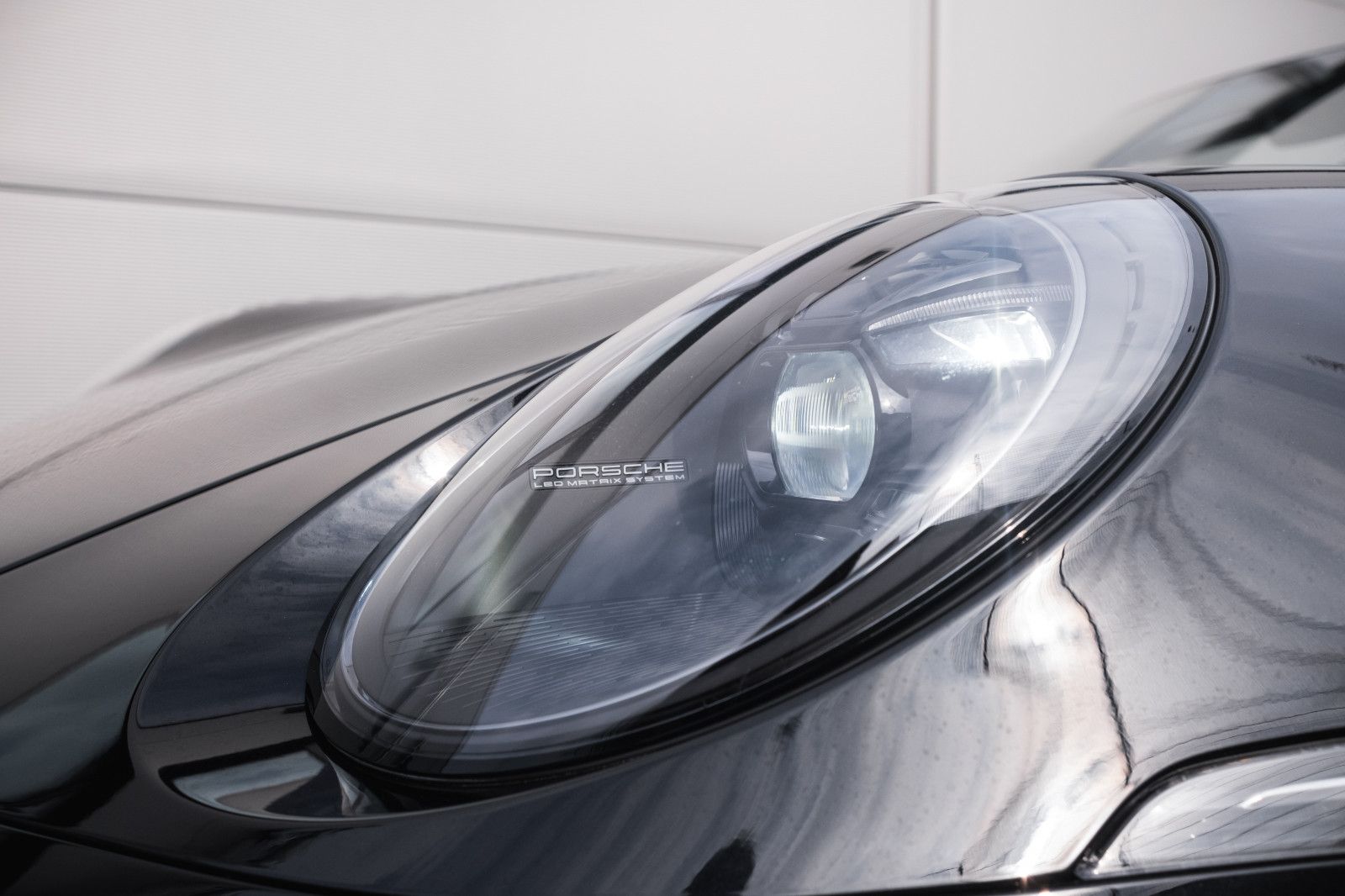 Fahrzeugabbildung Porsche 992/911 Targa 4 GTS-Lift-Inno-Burm.-Nachtsicht