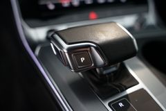 AUDI A6 Avant 45 TFSI quattro | S line | B&O | AHK AUDI A6 Avant 45 TFSI quattro | S line | B&O | AHK