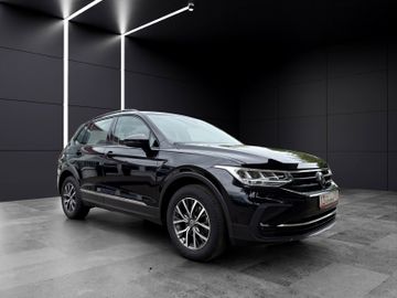Volkswagen Tiguan - 7