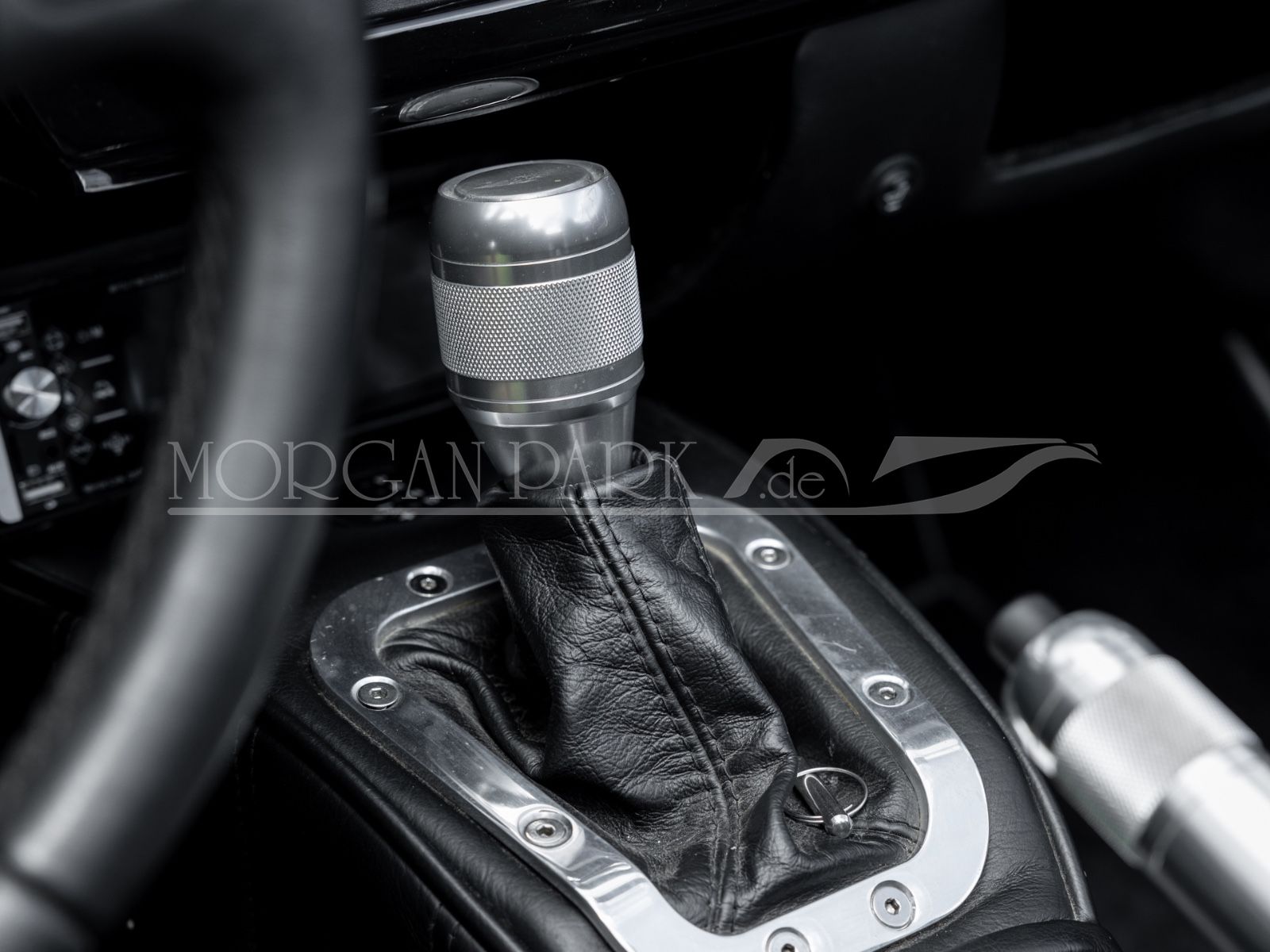 Fahrzeugabbildung Morgan Plus 8 *Sport Black + Automatikgetriebe*