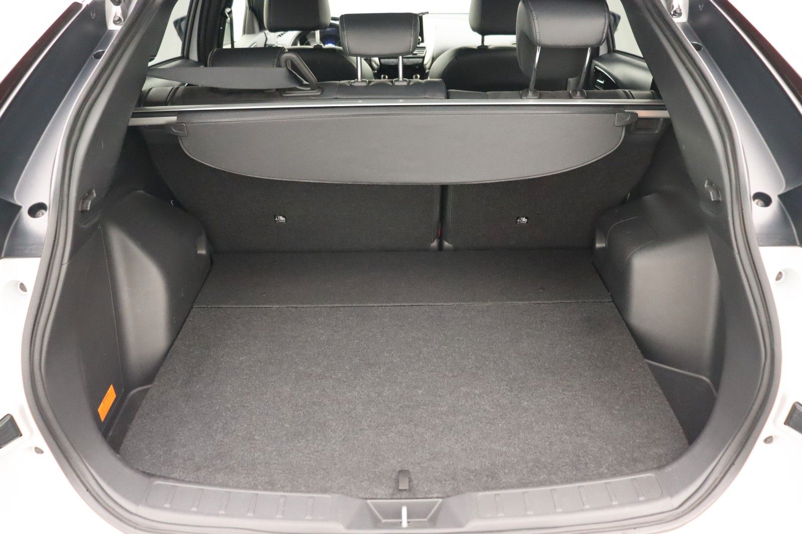Fahrzeugabbildung Mitsubishi Eclipse Cross 2.4 PHEV Plus