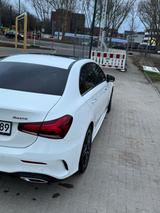 Mercedes-Benz A 220 4MATIC DCT - AMG-Line innen und außen - gebrauchte Mercedes-Benz A 220 aus dem Jahr 2020