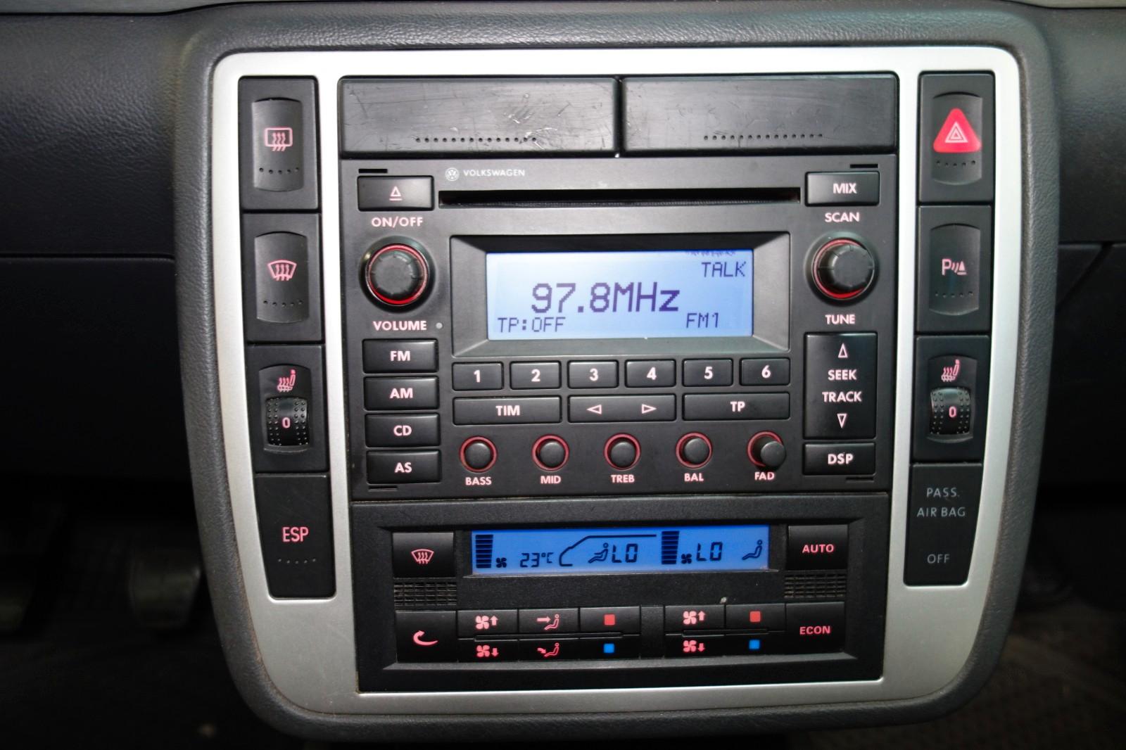 Volkswagen Sharan 2006 — photo 25
