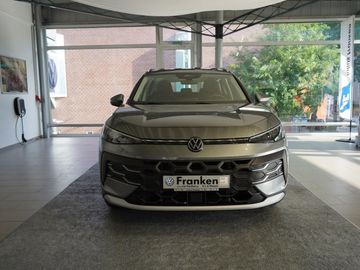 Volkswagen T-Roc - 9