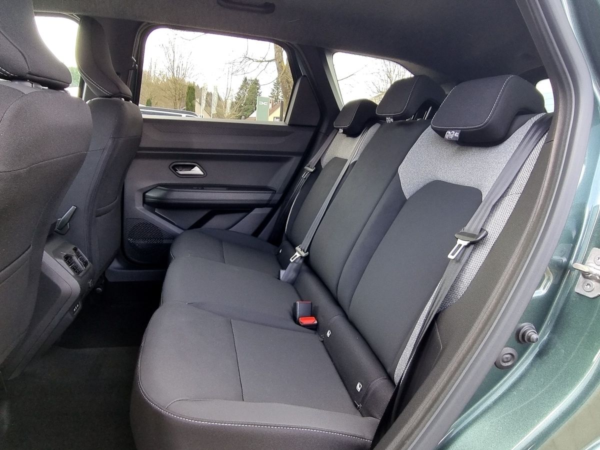 Fahrzeugabbildung Dacia Bigster Journey HYBRID 155