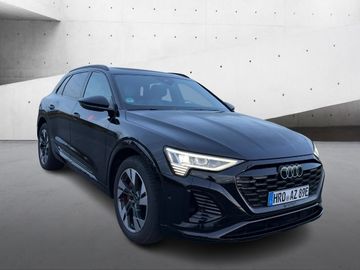 Audi Q8 - 6