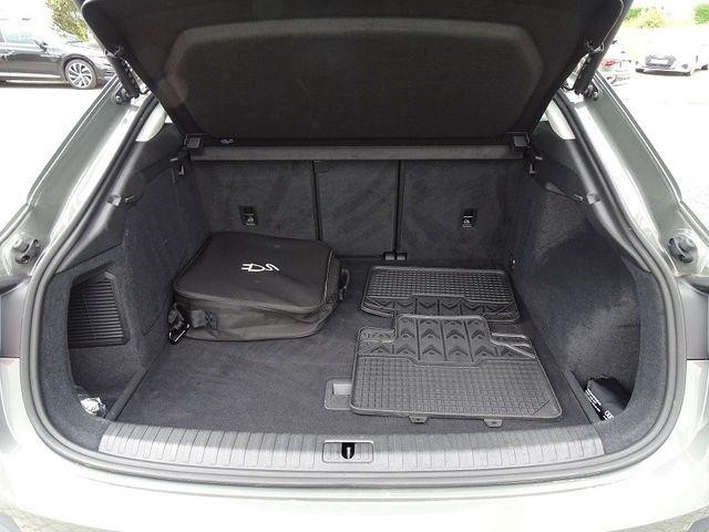 Q3 Sportback 45 TFSI e - Businesspaket