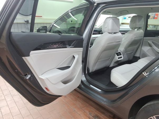Volkswagen Passat Variant - Bild 7
