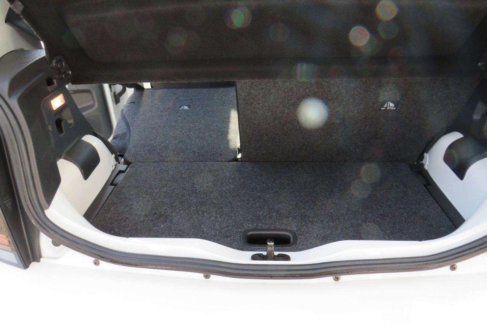 Fahrzeugabbildung Volkswagen up! GRA KLIMA PDC NOTBREMS APP-CONNECT 1.HD