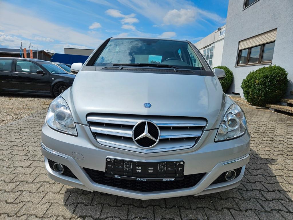 Mercedes-Benz B 160