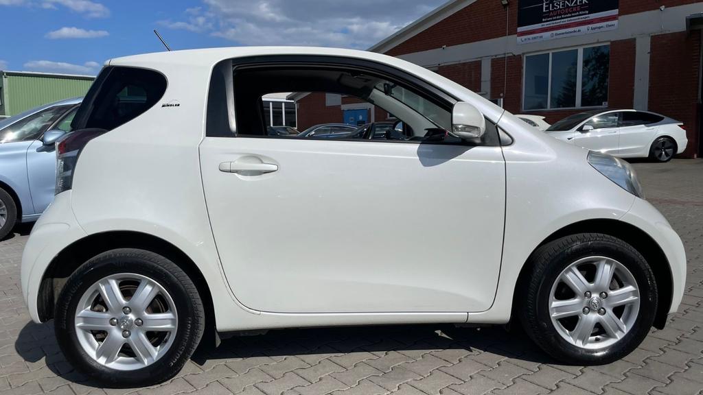Toyota IQ