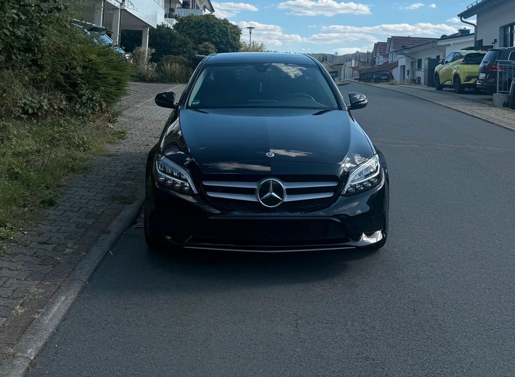 Image of Mercedes-Benz C 200