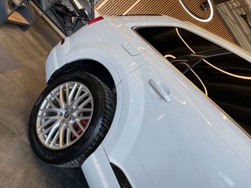 Audi Q7 3.0 TDI quattro *7SITZER*2.HAND*BI-XENON*AHK*
