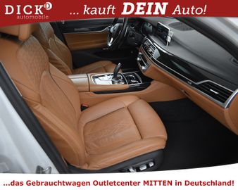 Fahrzeugabbildung BMW 750d xDrive EXCLUSIVE+SHADOWL+KOMFORTSI+LASER+M
