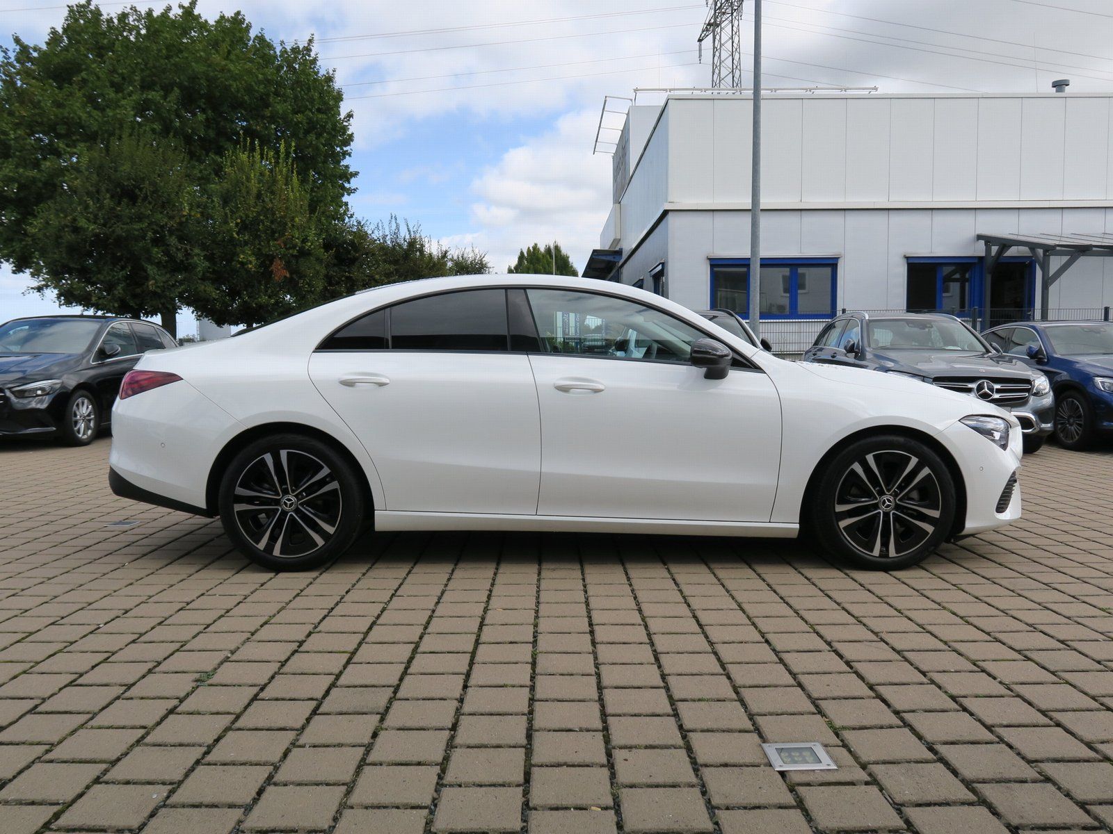 Mercedes-Benz CLA 180 Progressive Night-Paket Panorama Kamera foto 6