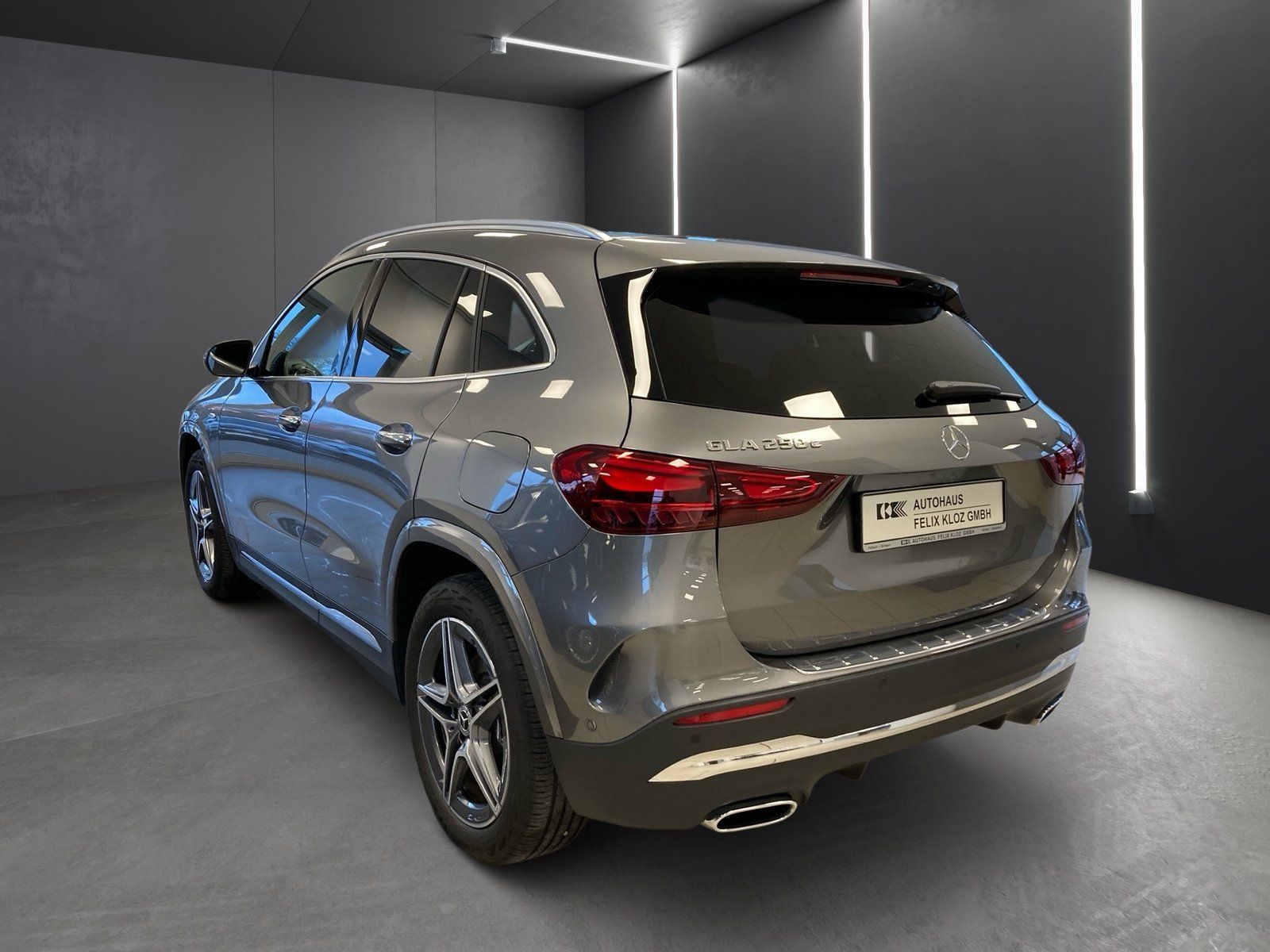 Fahrzeugabbildung Mercedes-Benz GLA 250 e AMG*AHK*Distro*360°*MBeam*22KW*Totwin*