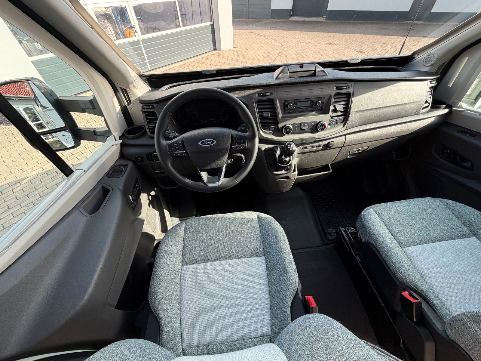 Fahrzeugabbildung Weinsberg CaraSuite 650 MEG