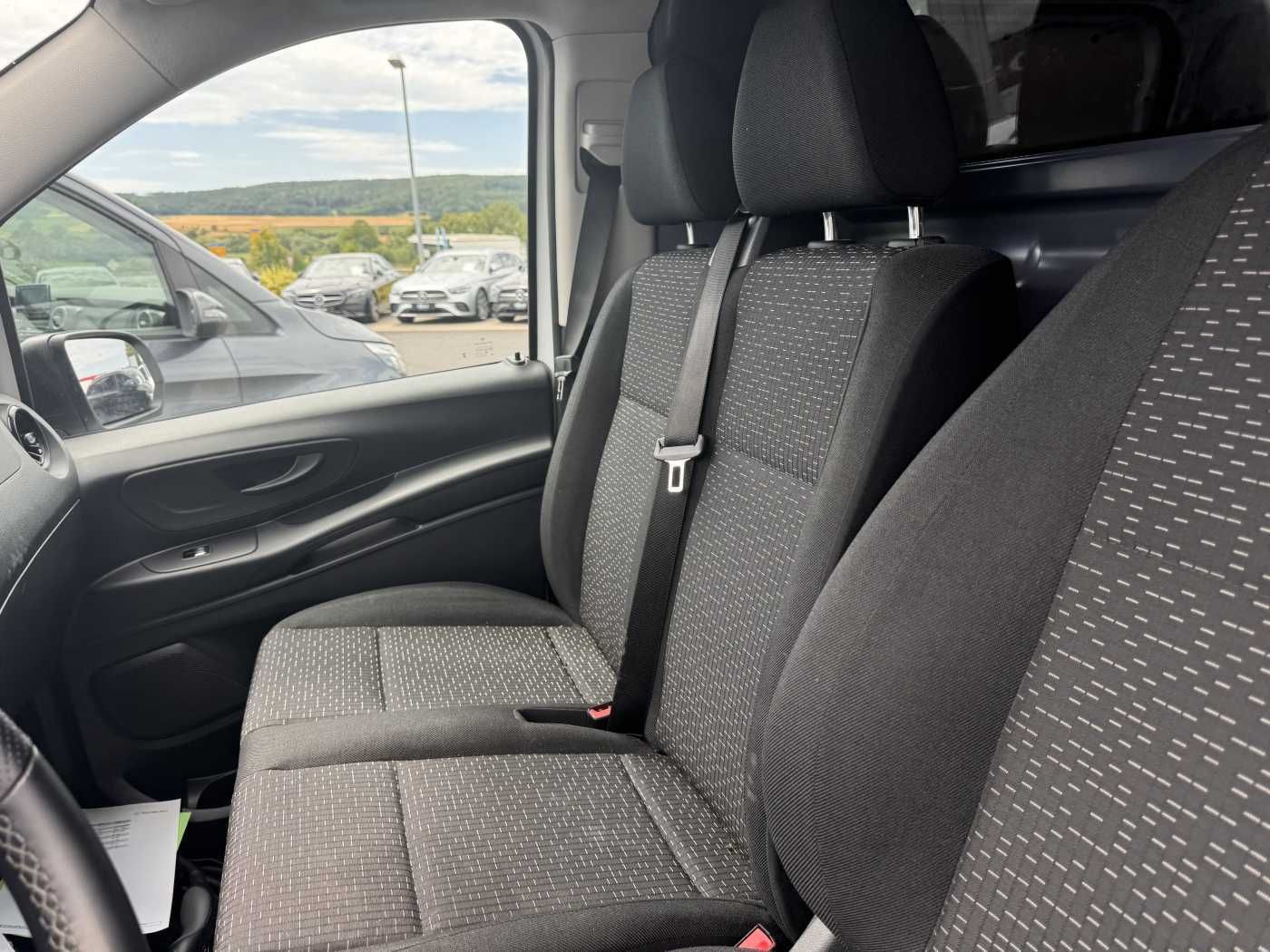 Fahrzeugabbildung Mercedes-Benz eVito 112 Klima Kamera Navi SHZ Tempomat