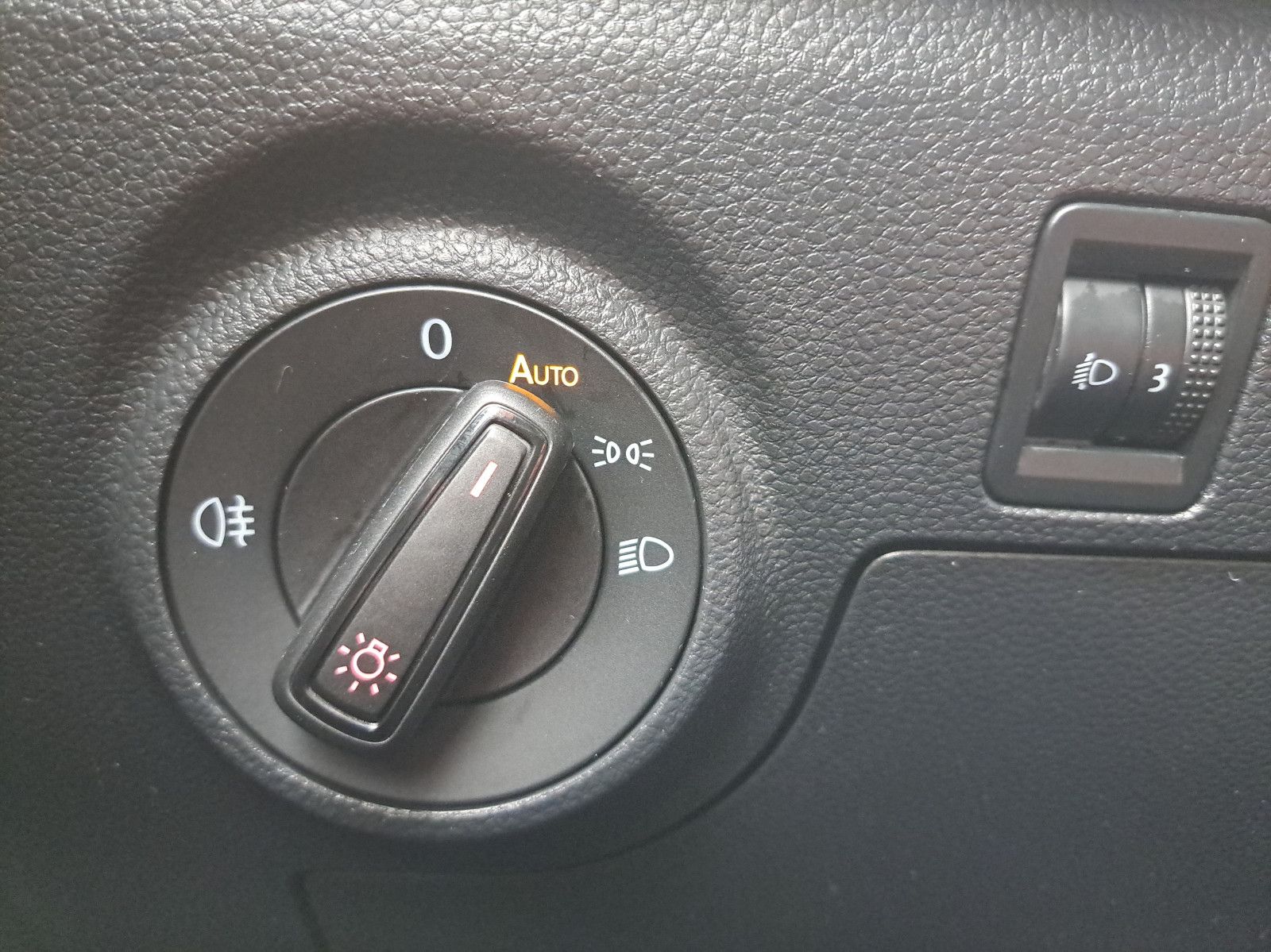 Arona Style 1.0 TSI DSG LED Klima Navi SHZ PDC