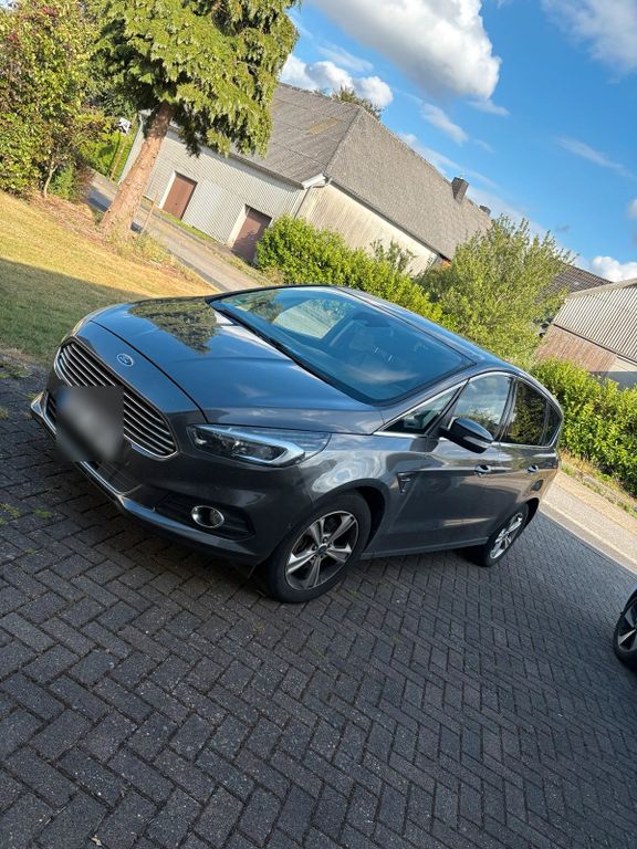 Image of Ford S-Max