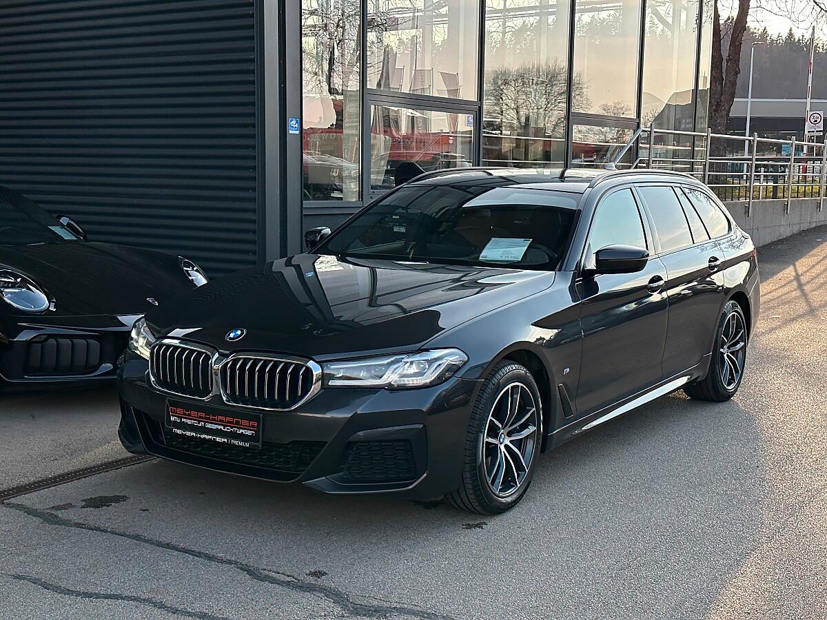 BMW 540d Touring xDrive M-Paket Aut. / Pano / Mas...