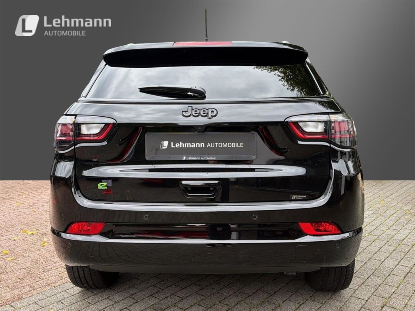 Fahrzeugabbildung Jeep Compass e-Hybrid High Altitude Solid Black