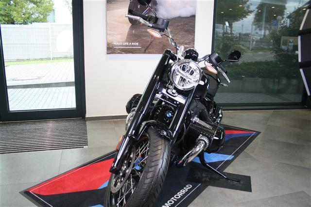 BMW R 18 Antrieb schwarz