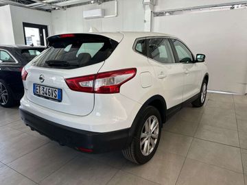 Nissan Qashqai - 4