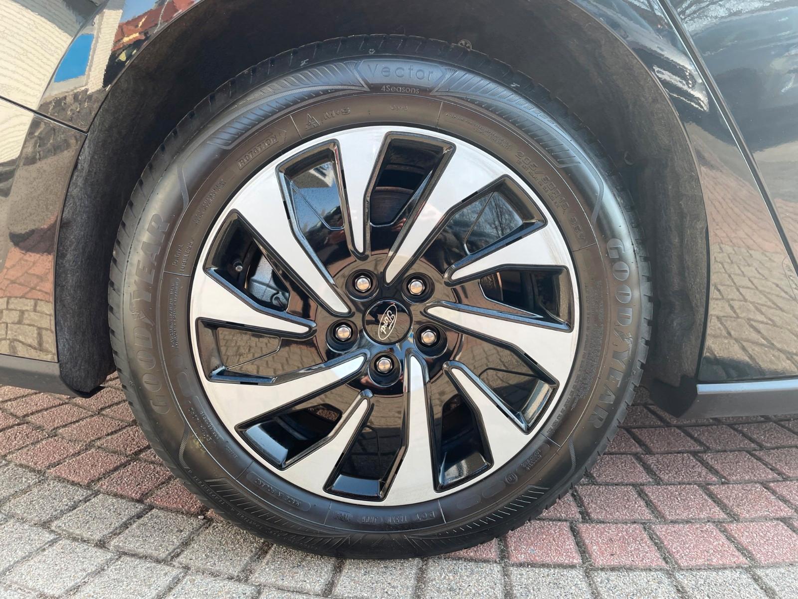 Ford Focus Turnier Titanium / SYNC 4 + Navi, миниатюра 10