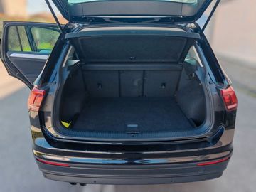 Volkswagen Tiguan - 3