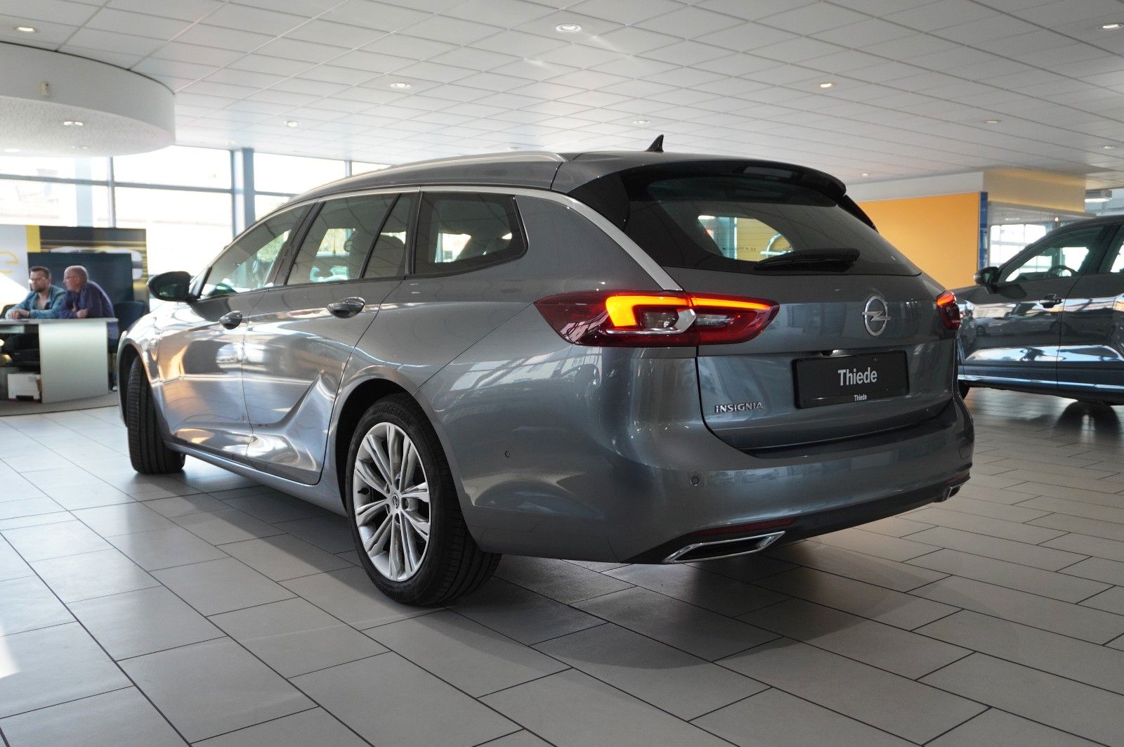 Fahrzeugabbildung Opel Insignia B ST 2.0D ELEGANCE NAVI/LED/KAMERA/DAB+