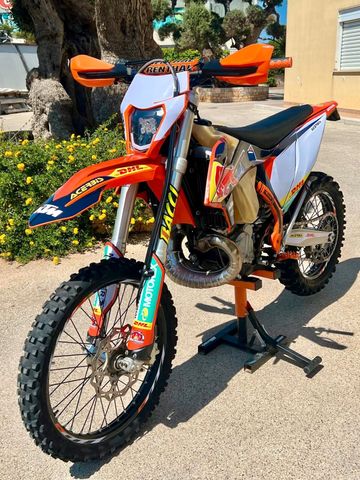 KTM EXC 250 2T TPI TARGATA GUIDABILE CON PATENTE